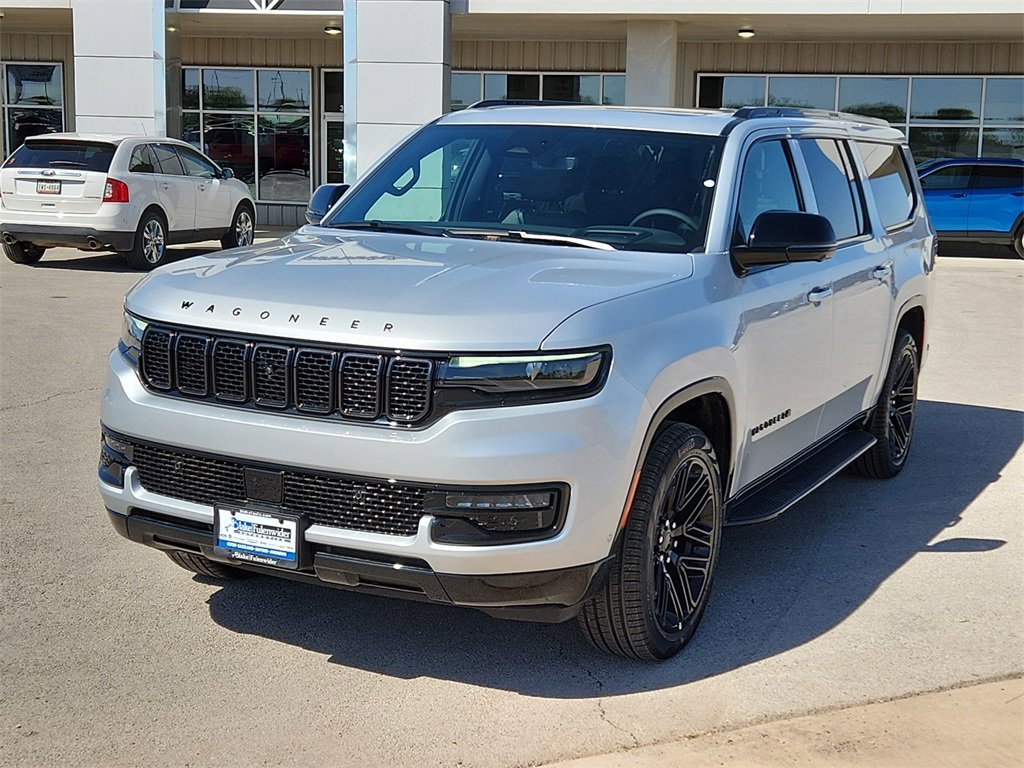 New 2025 Jeep Wagoneer L Series II w/ Convenience Group I
