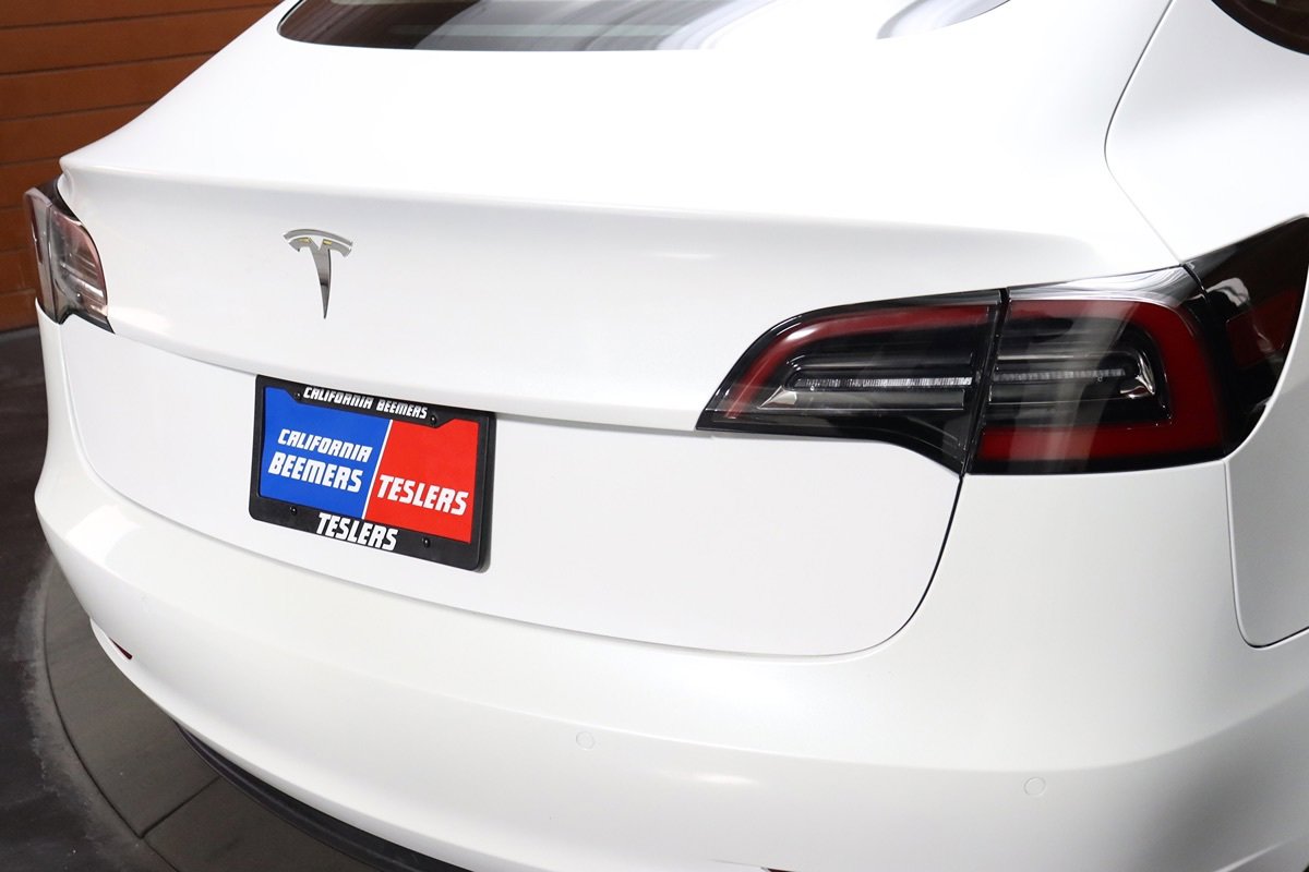 Used 2023 Tesla Model 3 Standard Range RWD image 12