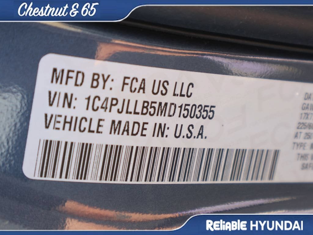 Used 2021 Jeep Cherokee Latitude Plus FWD image 42