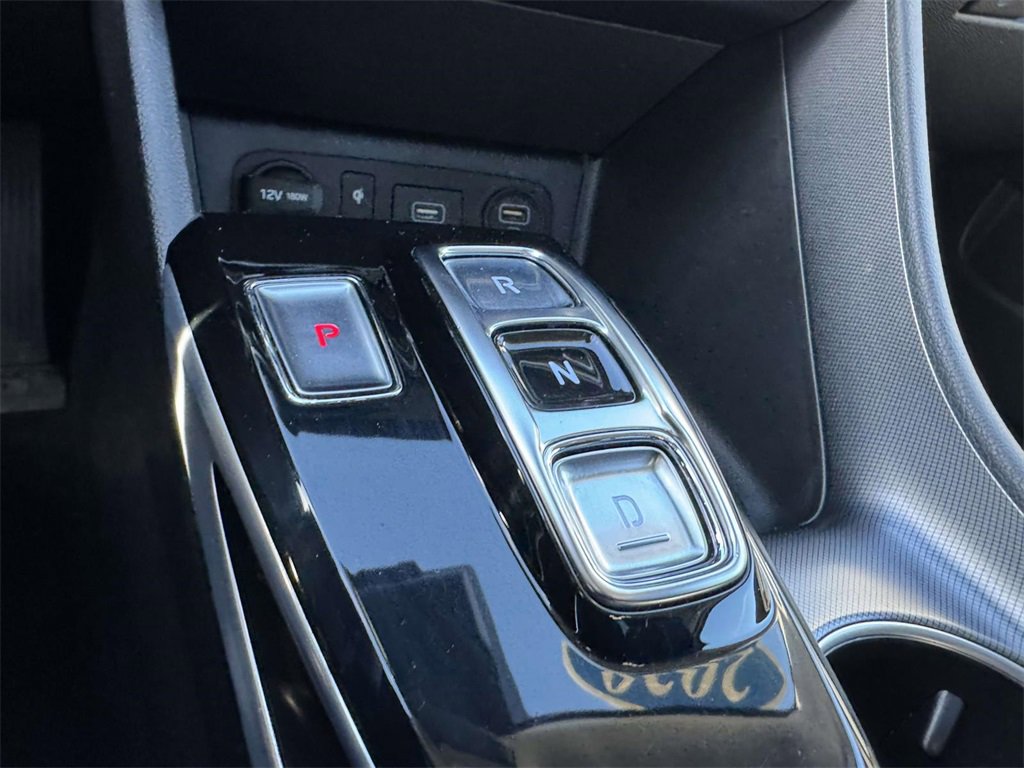 Used 2020 Hyundai Sonata Limited image 25