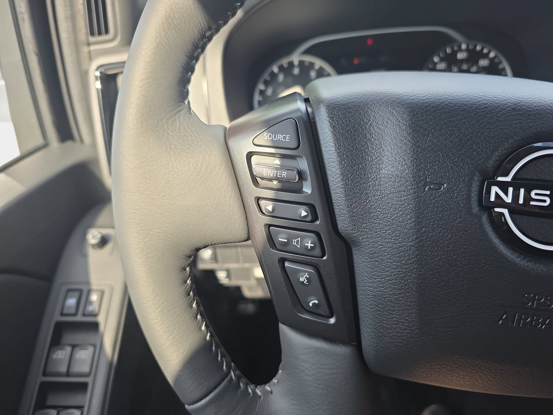 New 2026 Nissan Frontier SV w/ SV Convenience Package RWD image 17
