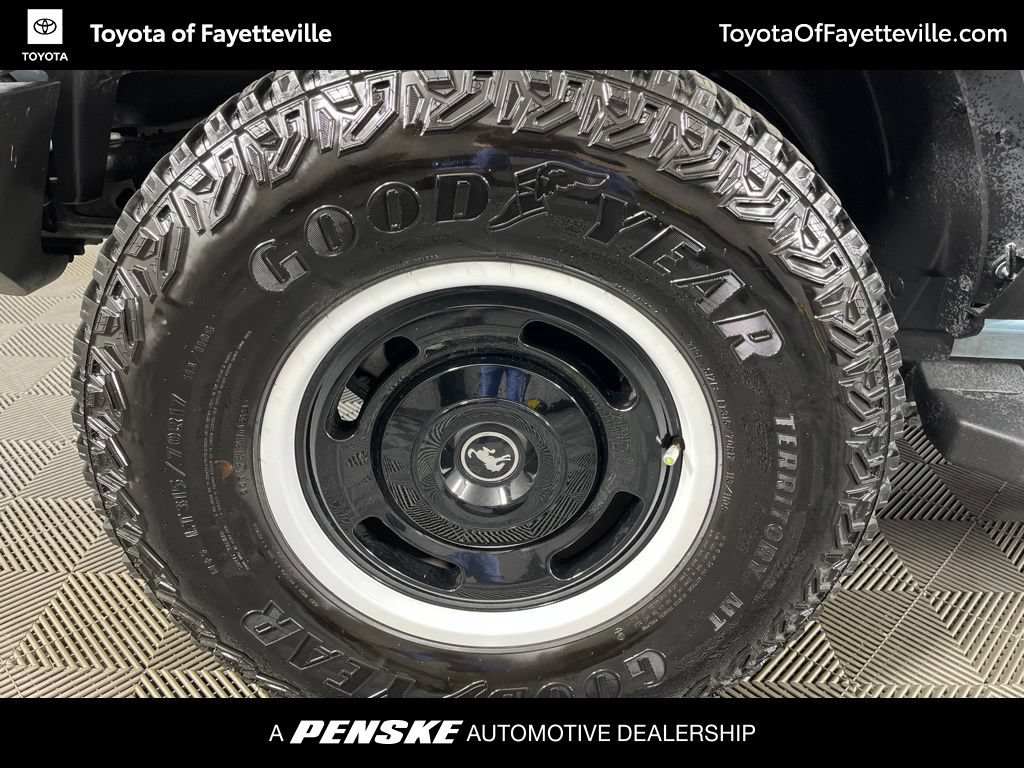 Used 2023 Ford Bronco Heritage Edition AWD/4WD image 3
