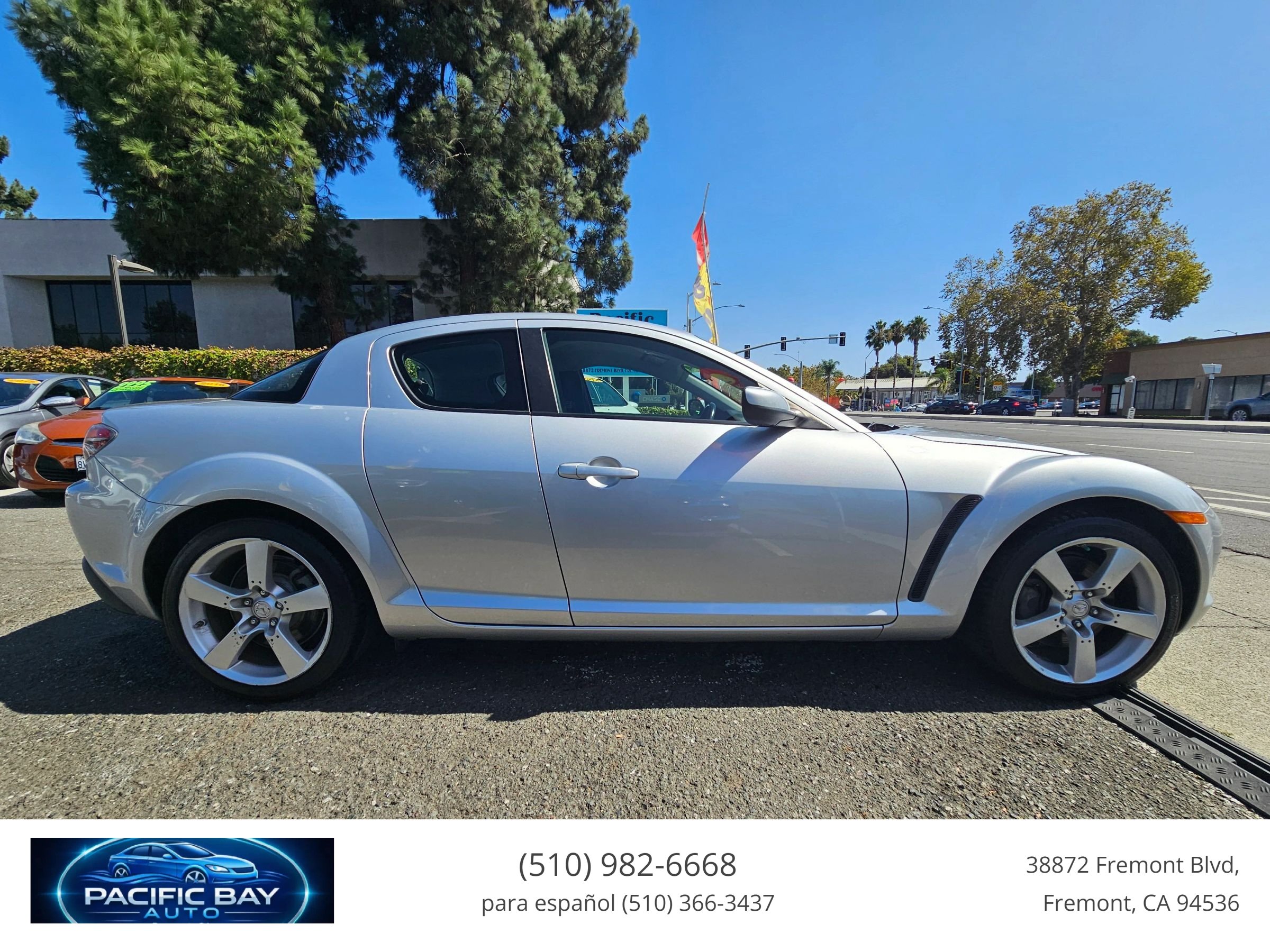 Used 2004 MAZDA RX-8 w/ MT Sport Pkg RWD image 8