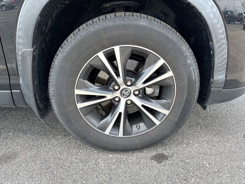 Used 2019 Toyota Highlander Plus image 6