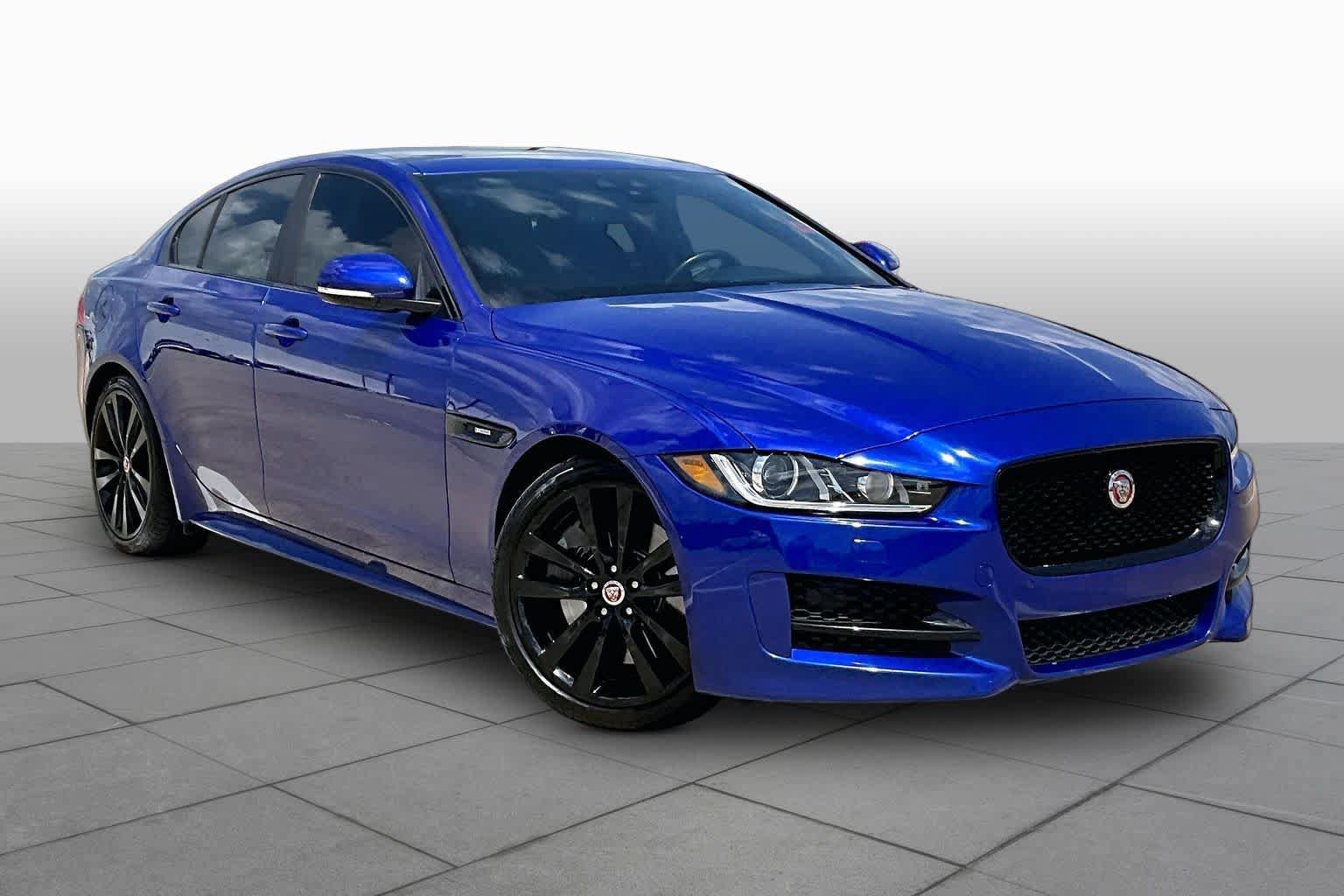 Used 2017 Jaguar XE R-Sport RWD image 3