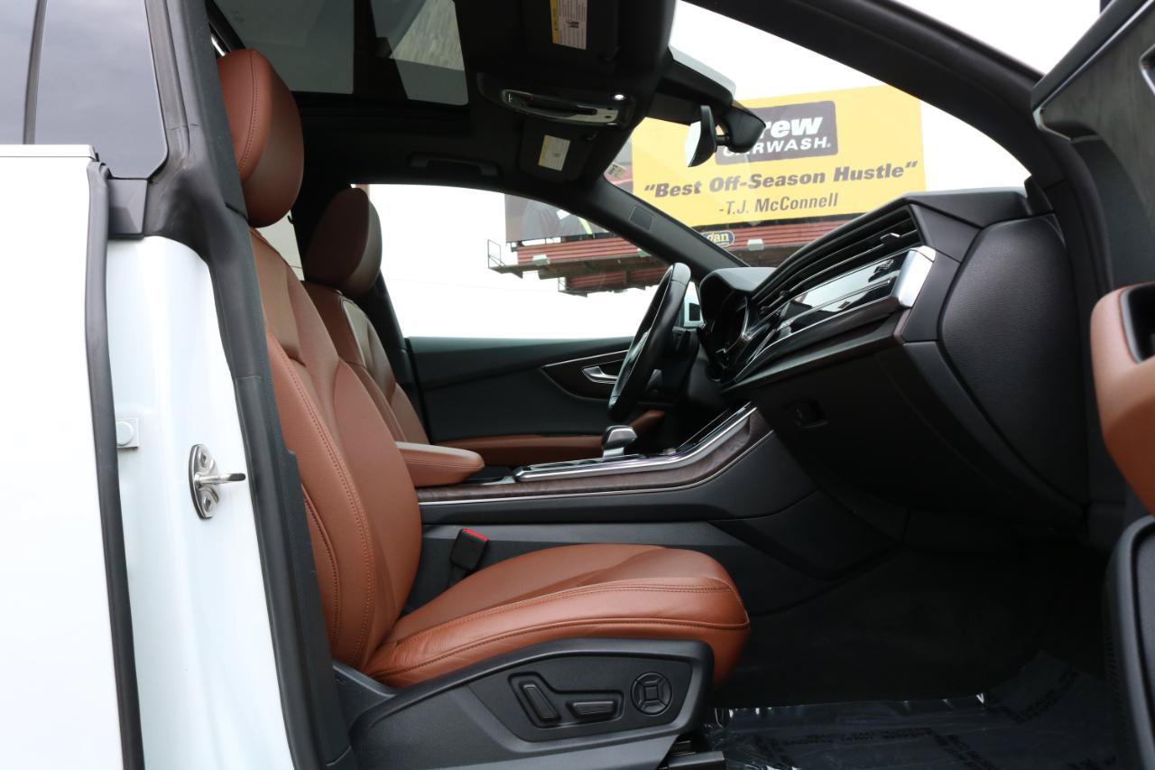 Used 2019 Audi Q8 Premium Plus w/ Premium Plus AWD/4WD image 57