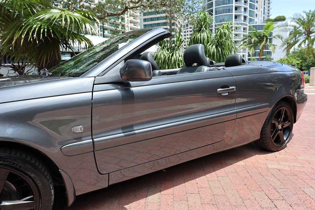 Used 2004 Volvo C70 HT FWD image 22