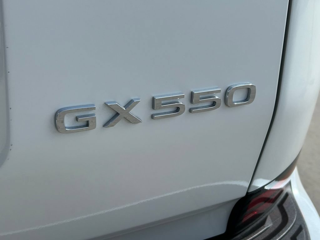 Used 2025 Lexus GX 550 AWD/4WD image 13