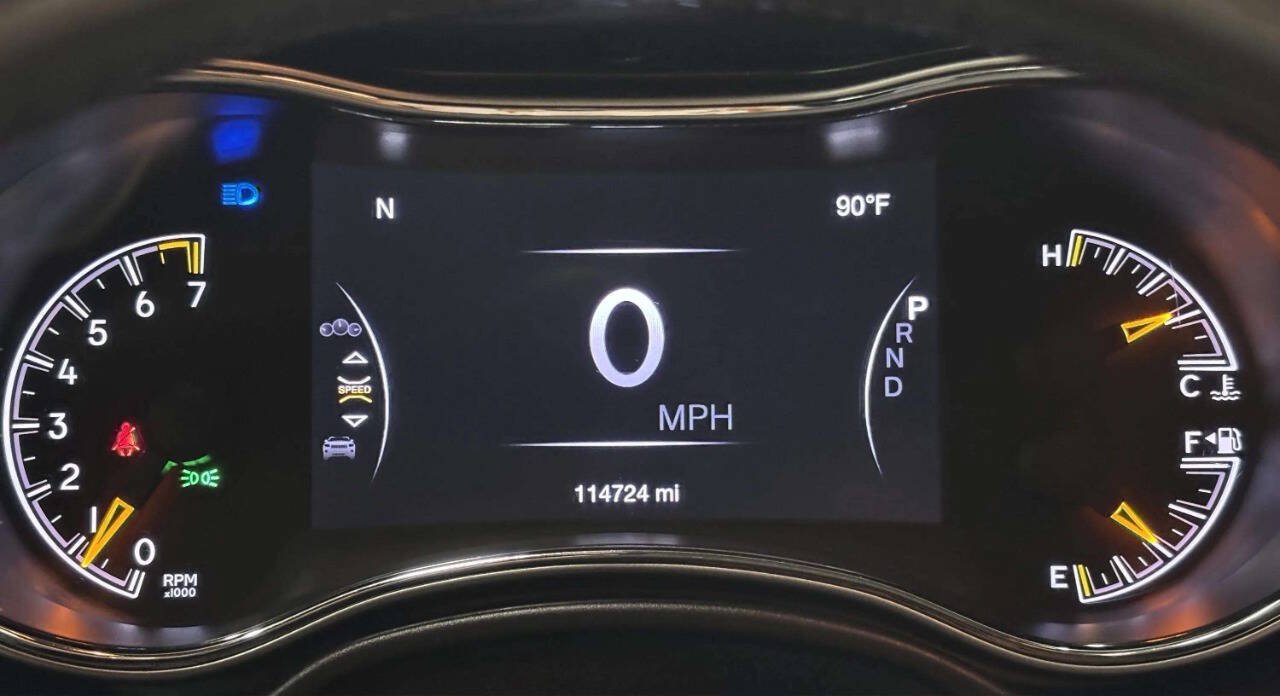 Used 2019 Jeep Grand Cherokee Limited w/ Luxury Group II AWD/4WD image 36