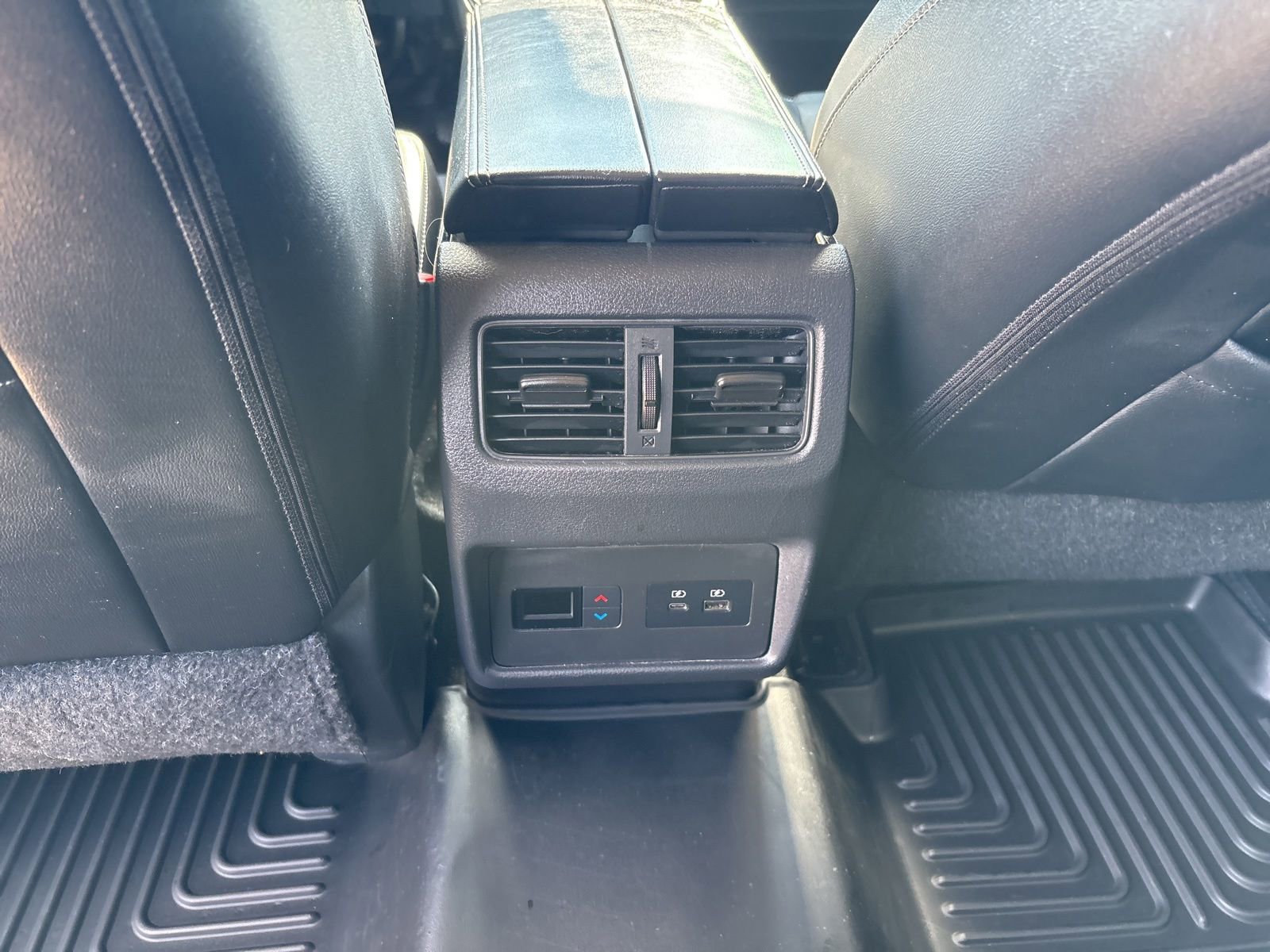 Used 2022 Nissan Rogue SL FWD image 14