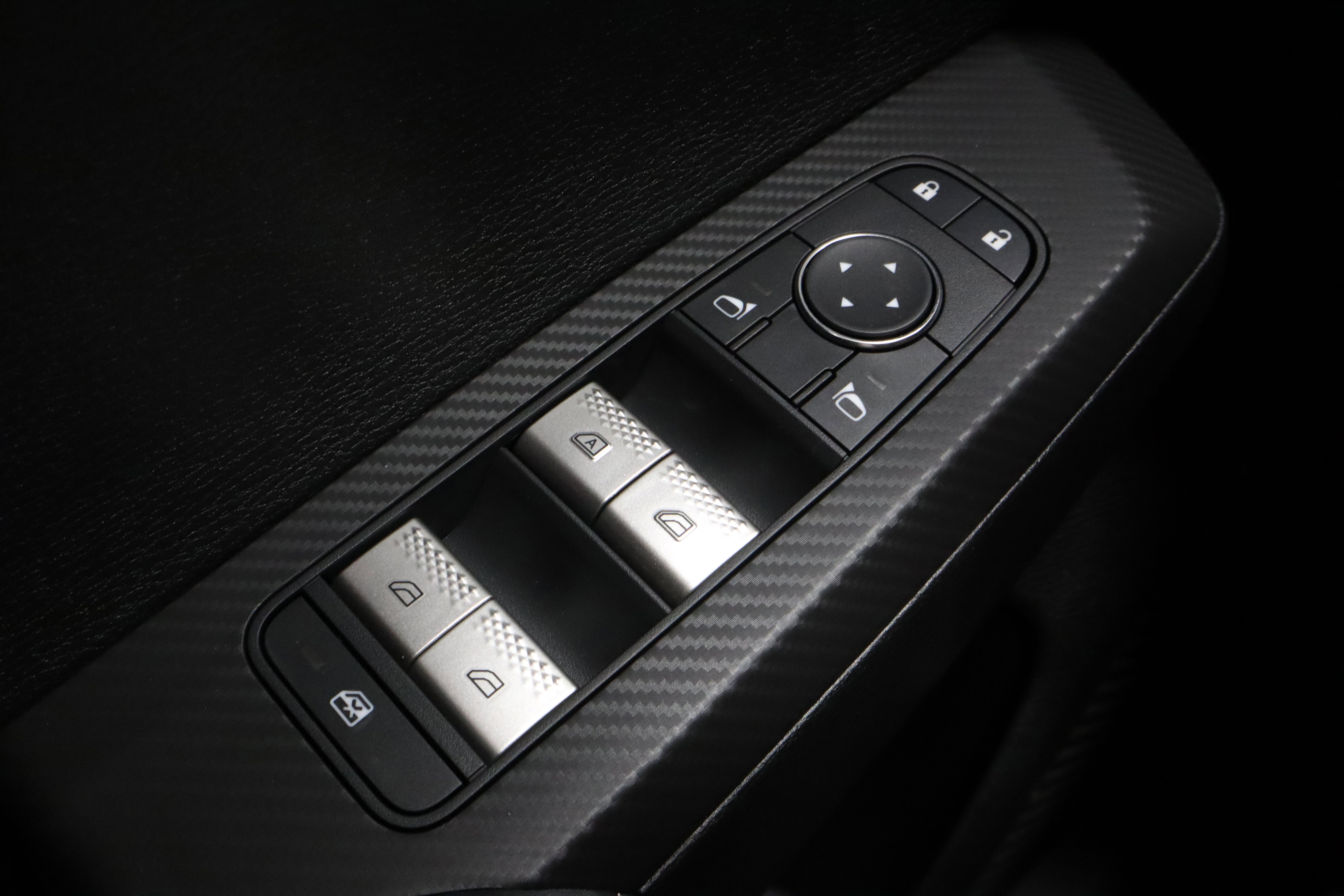 New 2026 Mitsubishi Outlander ES image 18