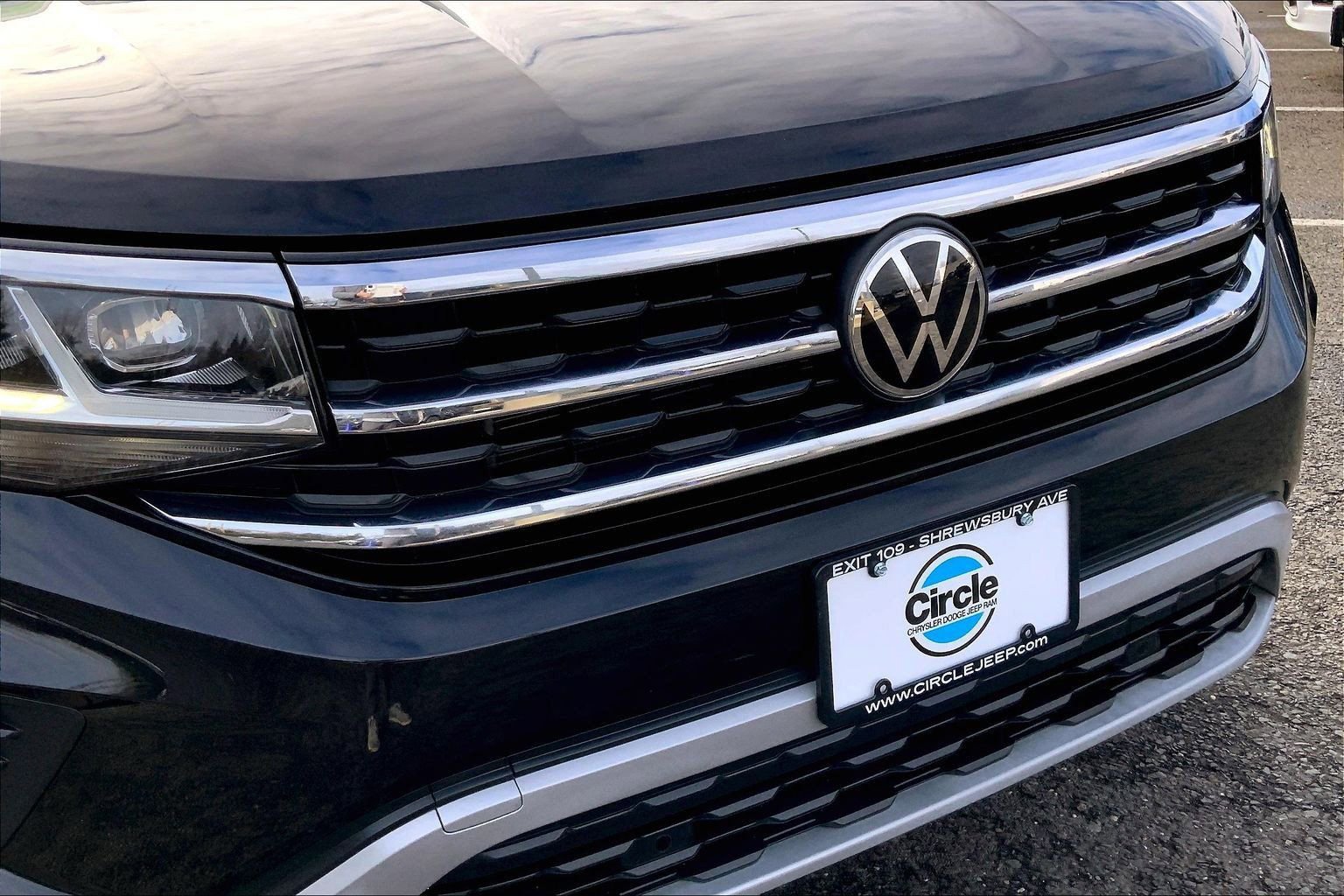 Used 2021 Volkswagen Atlas Cross Sport SE image 28