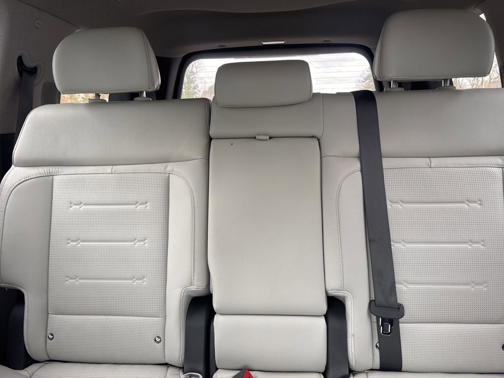 Used 2024 Hyundai Santa Fe Limited image 13