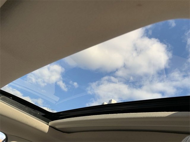 Used 2023 Honda HR-V EX-L image 29