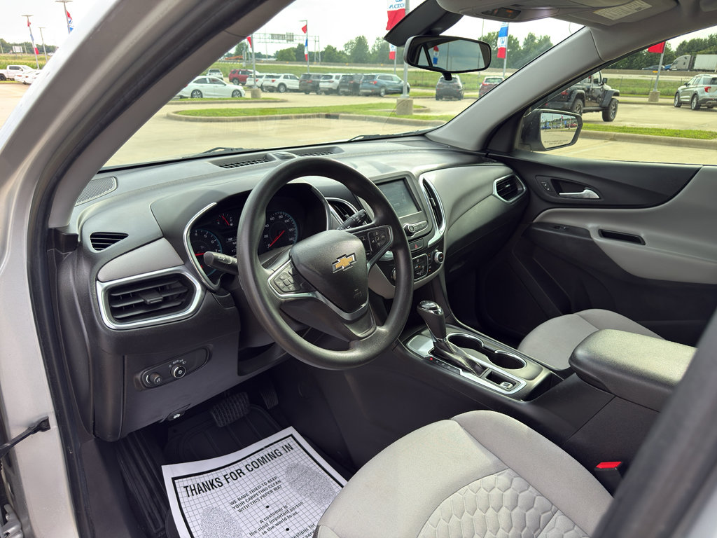 Used 2018 Chevrolet Equinox LS FWD image 9
