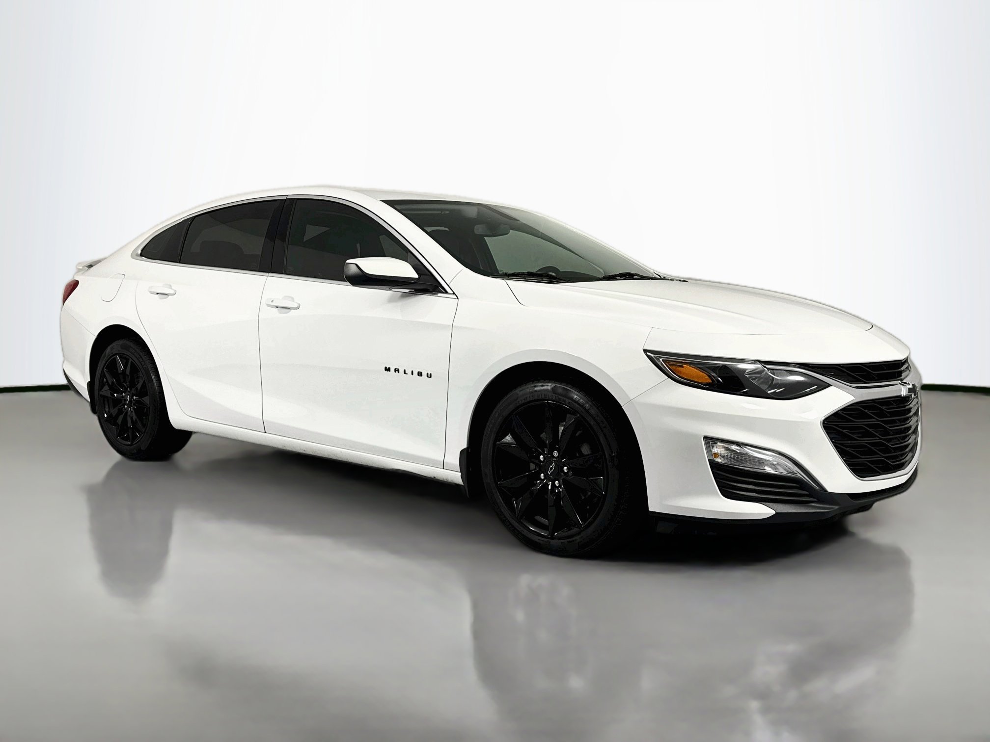 Used 2020 Chevrolet Malibu RS w/ LPO, Convenience Package 2 FWD image 3