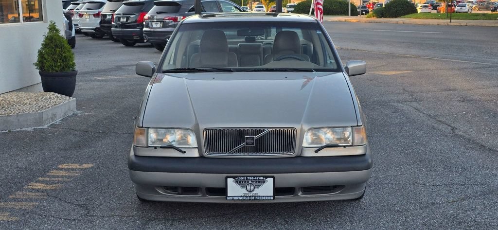 Used 1995 Volvo 850 GLT FWD image 2