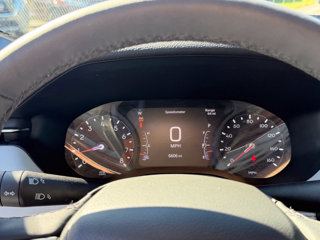 Used 2025 Jeep Compass Limited AWD/4WD image 17