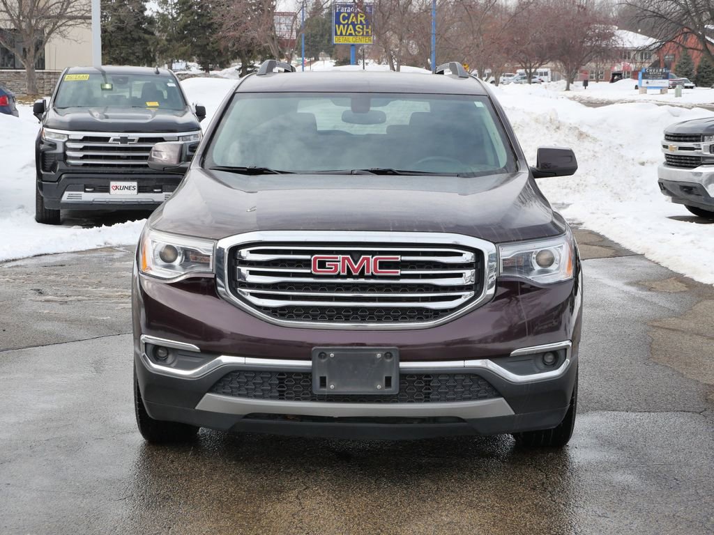 Used 2017 GMC Acadia SLT image 2