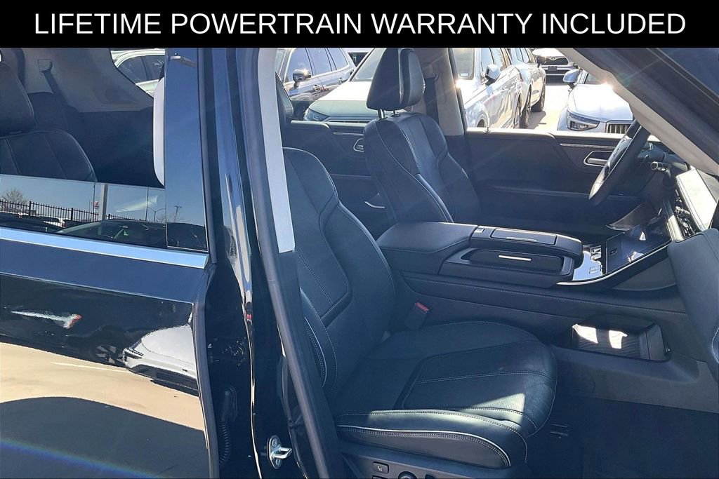 Certified 2025 INFINITI QX80 Sensory image 10