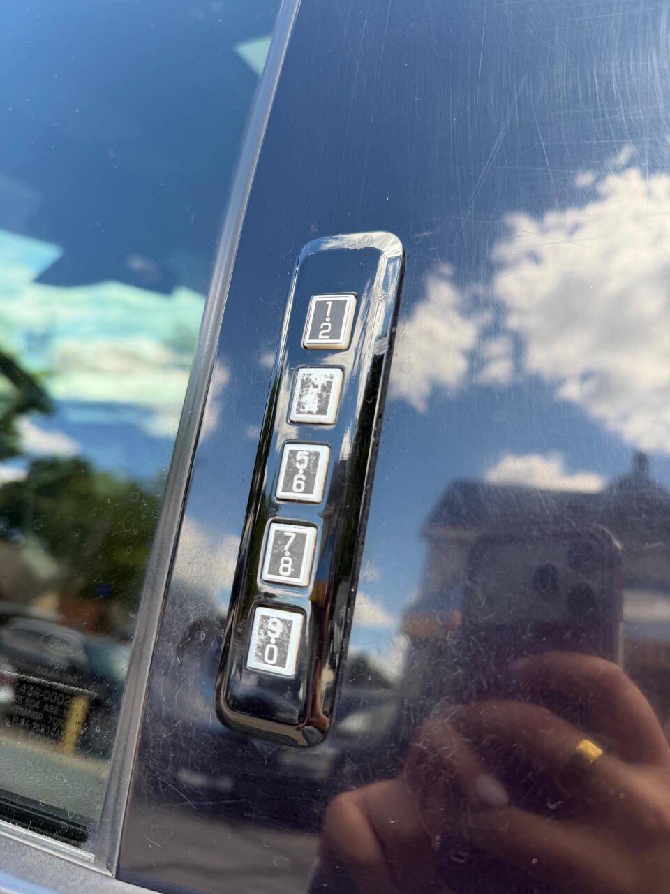 Used 2019 Ford F250 Lariat w/ Lariat Ultimate Package AWD/4WD image 31