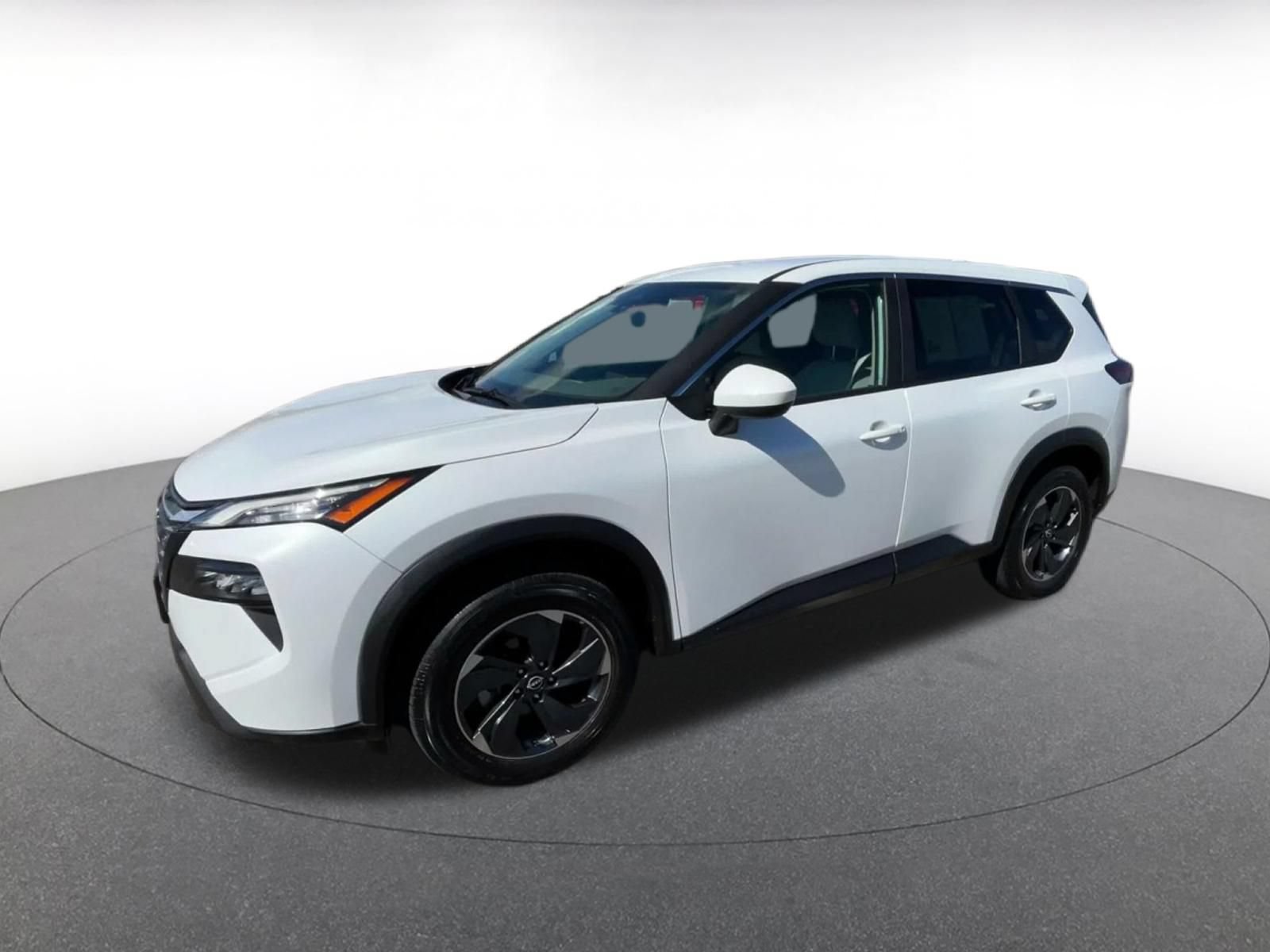 Used 2025 Nissan Rogue SV FWD image 7