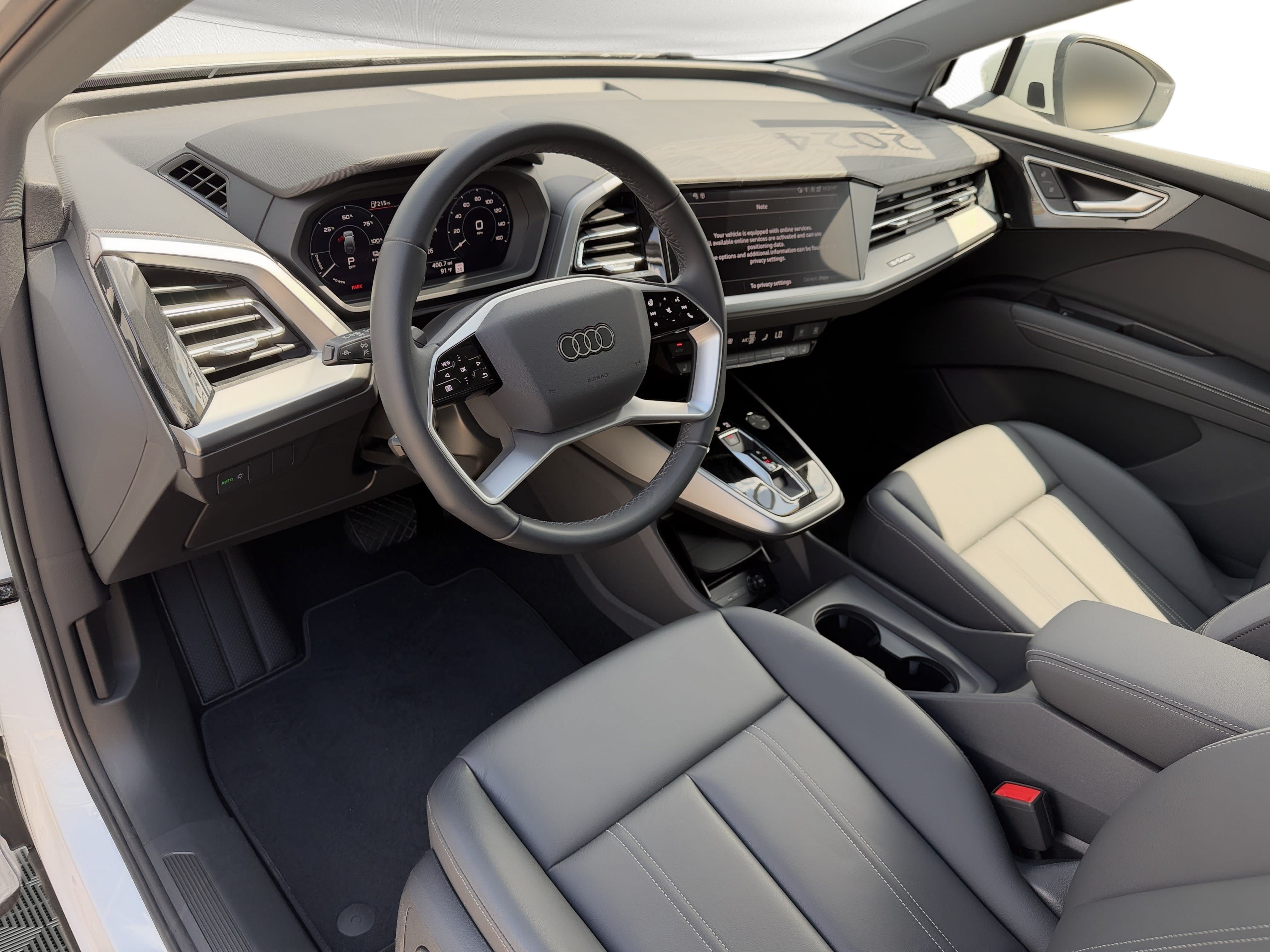 Certified 2024 Audi Q4 e-tron Premium Plus w/ Premium Plus AWD/4WD image 4