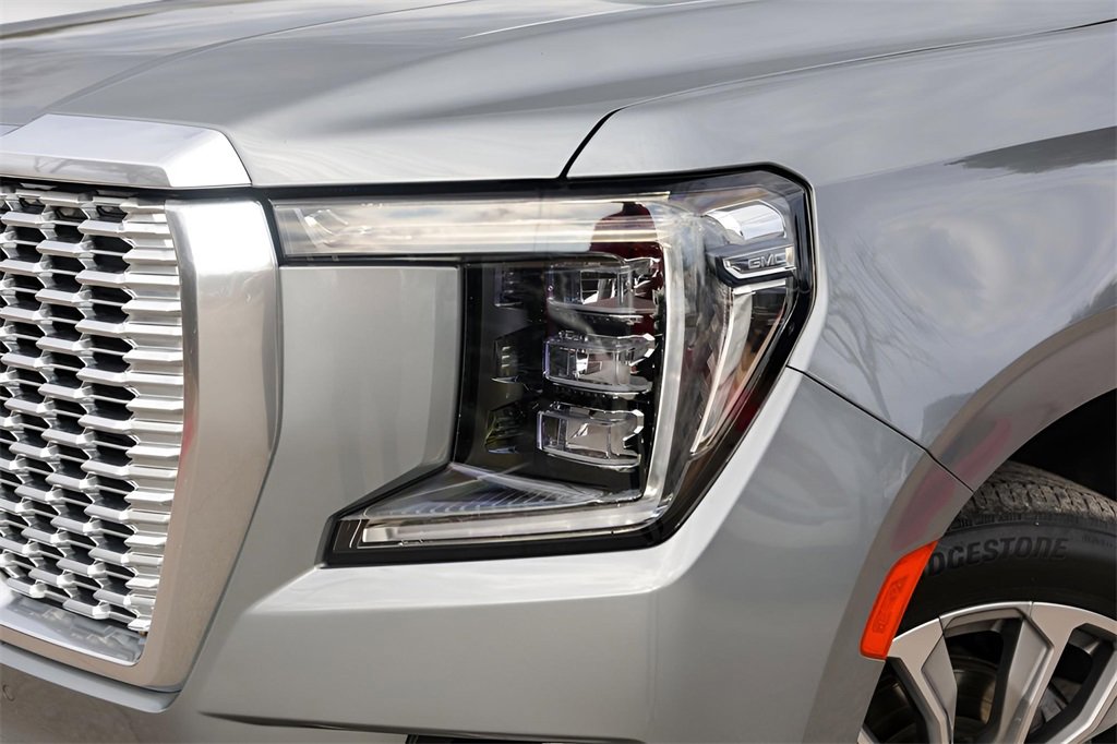 Used 2023 GMC Yukon XL Denali w/ LPO, Floor Liner Package image 3