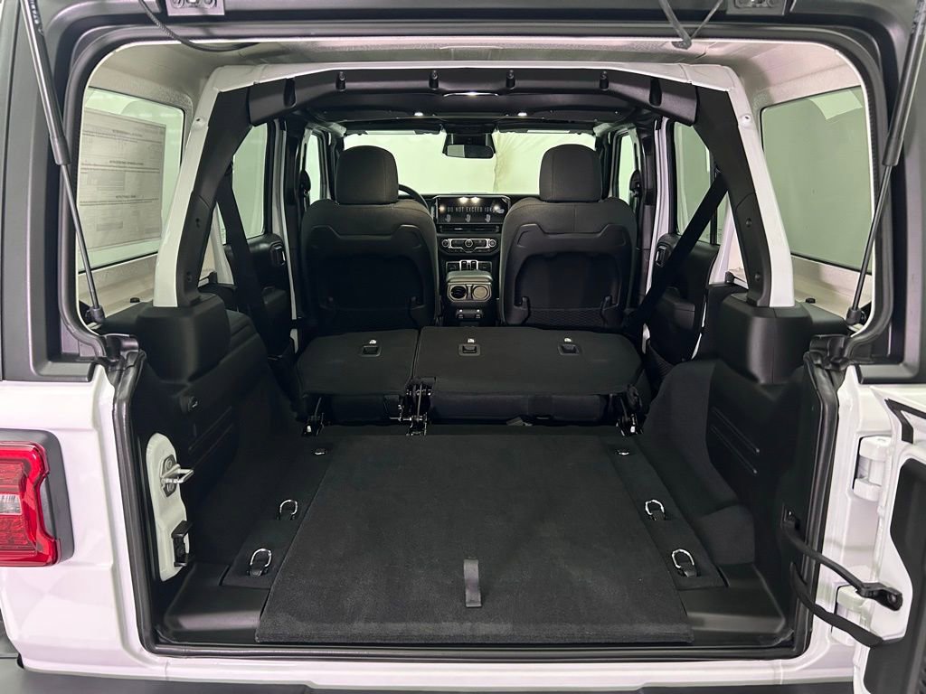 New 2026 Jeep Wrangler Unlimited Rubicon image 11