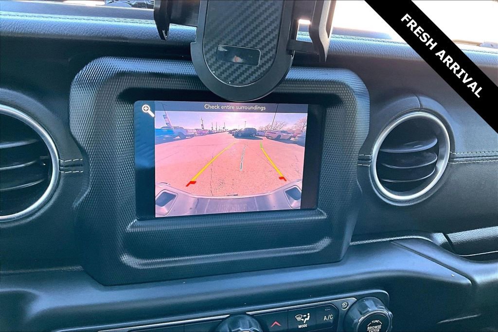 Used 2020 Jeep Gladiator Overland w/ LED Lighting Group image 15