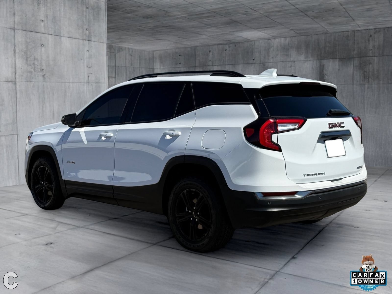 Certified 2024 GMC Terrain AT4 w/ Tech Package AWD/4WD image 4