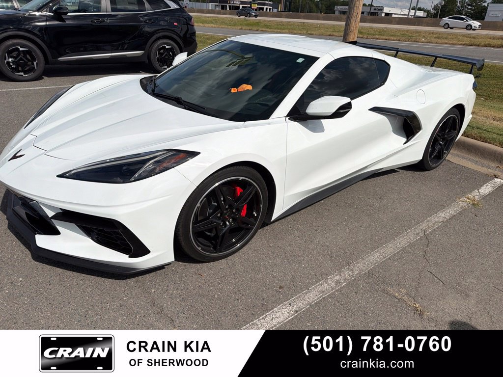 Used 2022 Chevrolet Corvette Stingray Coupe w/ 1LT RWD image 1