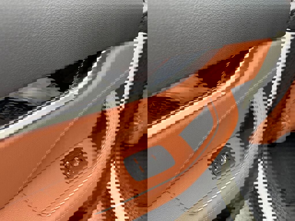 Used 2019 Maserati Levante image 16