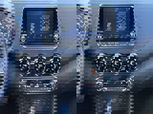 Used 2024 Nissan Sentra SR image 16