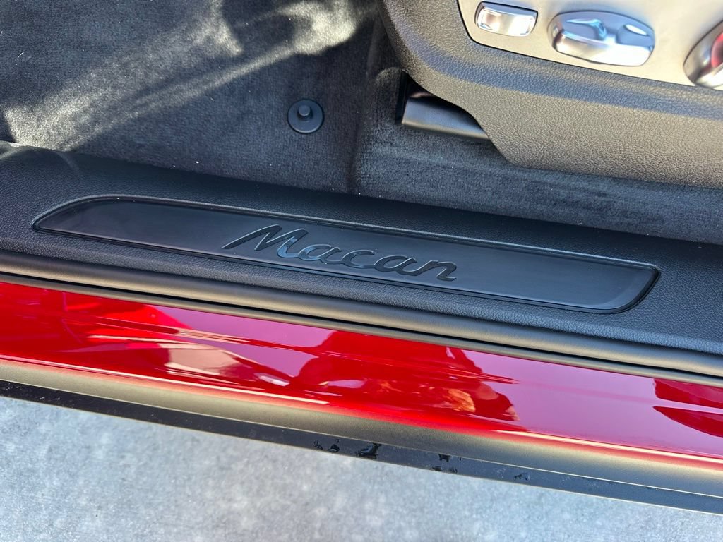 Certified 2026 Porsche Macan Turbo AWD/4WD image 24