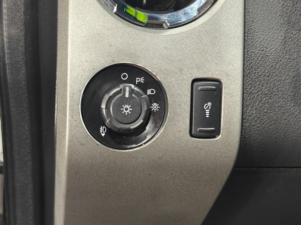Used 2012 Ford F350 Lariat AWD/4WD image 41