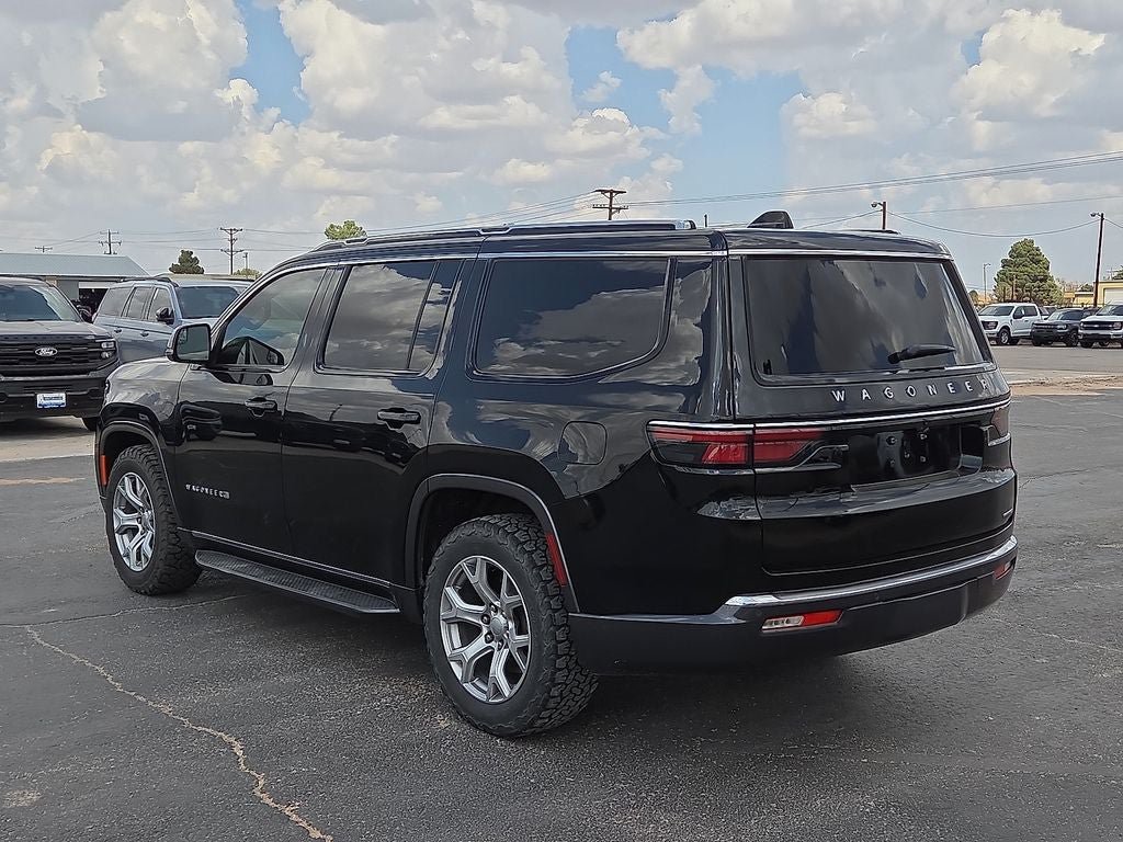 Used 2022 Jeep Wagoneer Series II RWD image 3