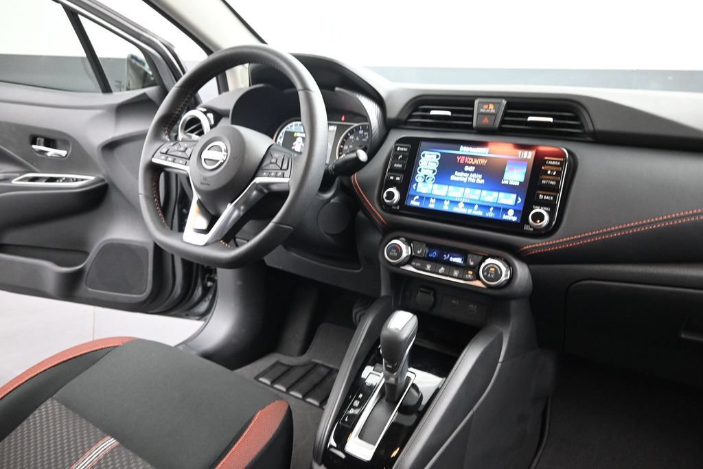 Certified 2025 Nissan Versa SR w/ Trunk Package FWD image 30