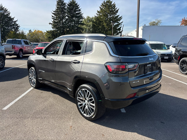 Used 2022 Jeep Compass Limited w/ Elite Group AWD/4WD image 7