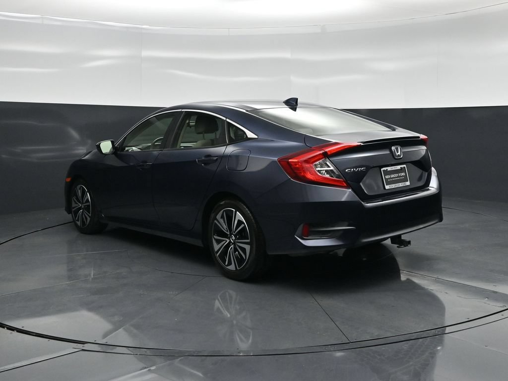 Used 2018 Honda Civic EX-T image 5