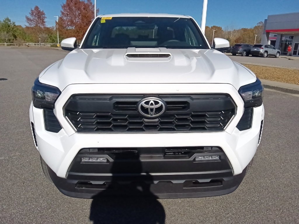 Used 2025 Toyota Tacoma TRD Sport image 8