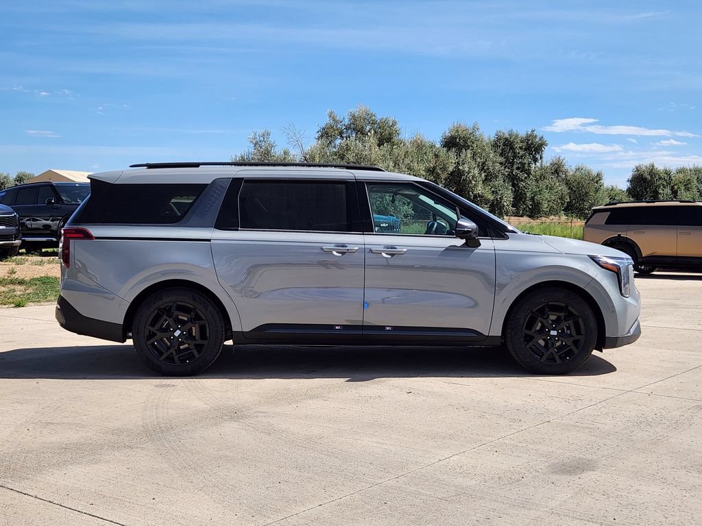 New 2027 Kia Carnival SX Prestige FWD image 4