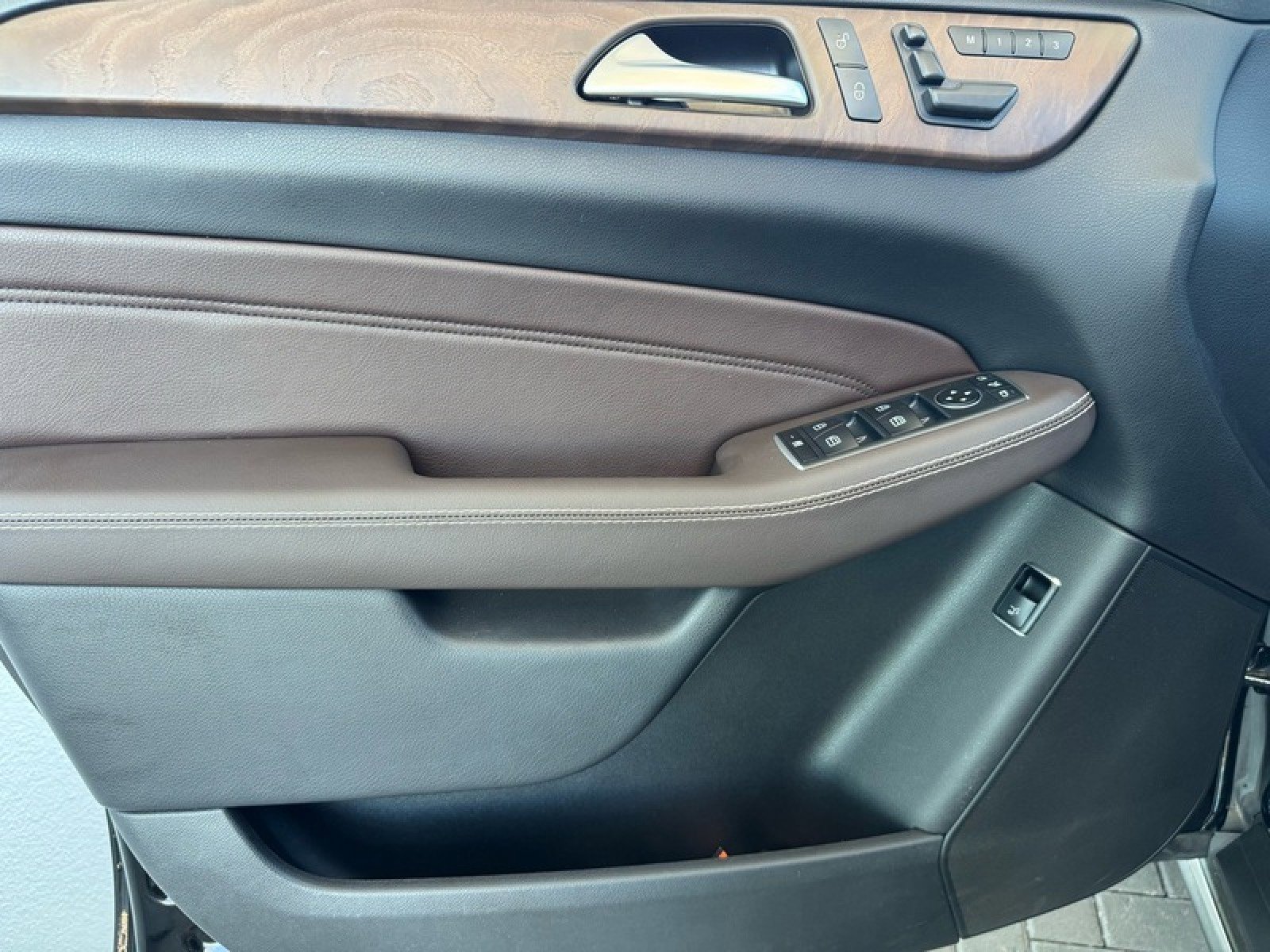 Used 2015 Mercedes-Benz ML 350 4MATIC image 15