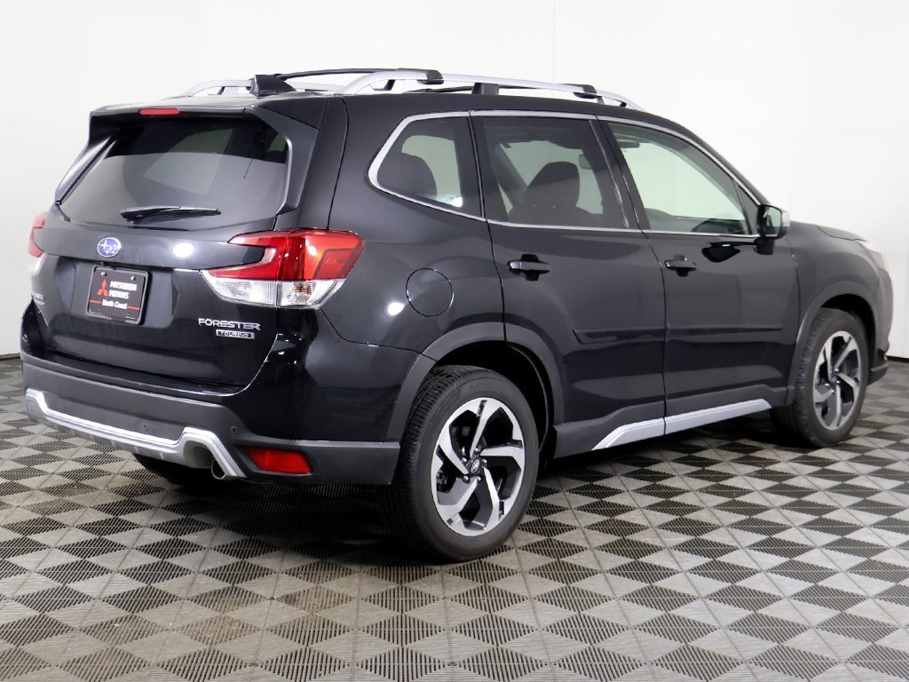 Used 2024 Subaru Forester Touring image 14