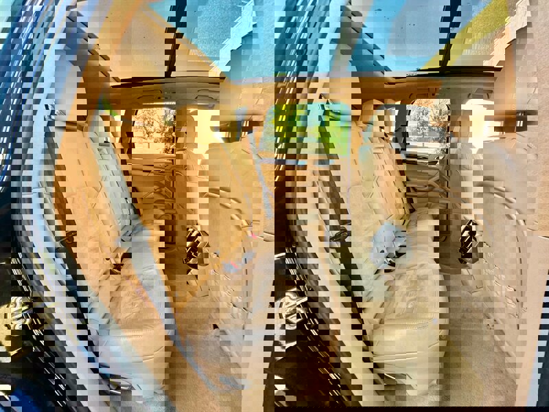 Used 2014 Porsche Cayenne GTS image 23