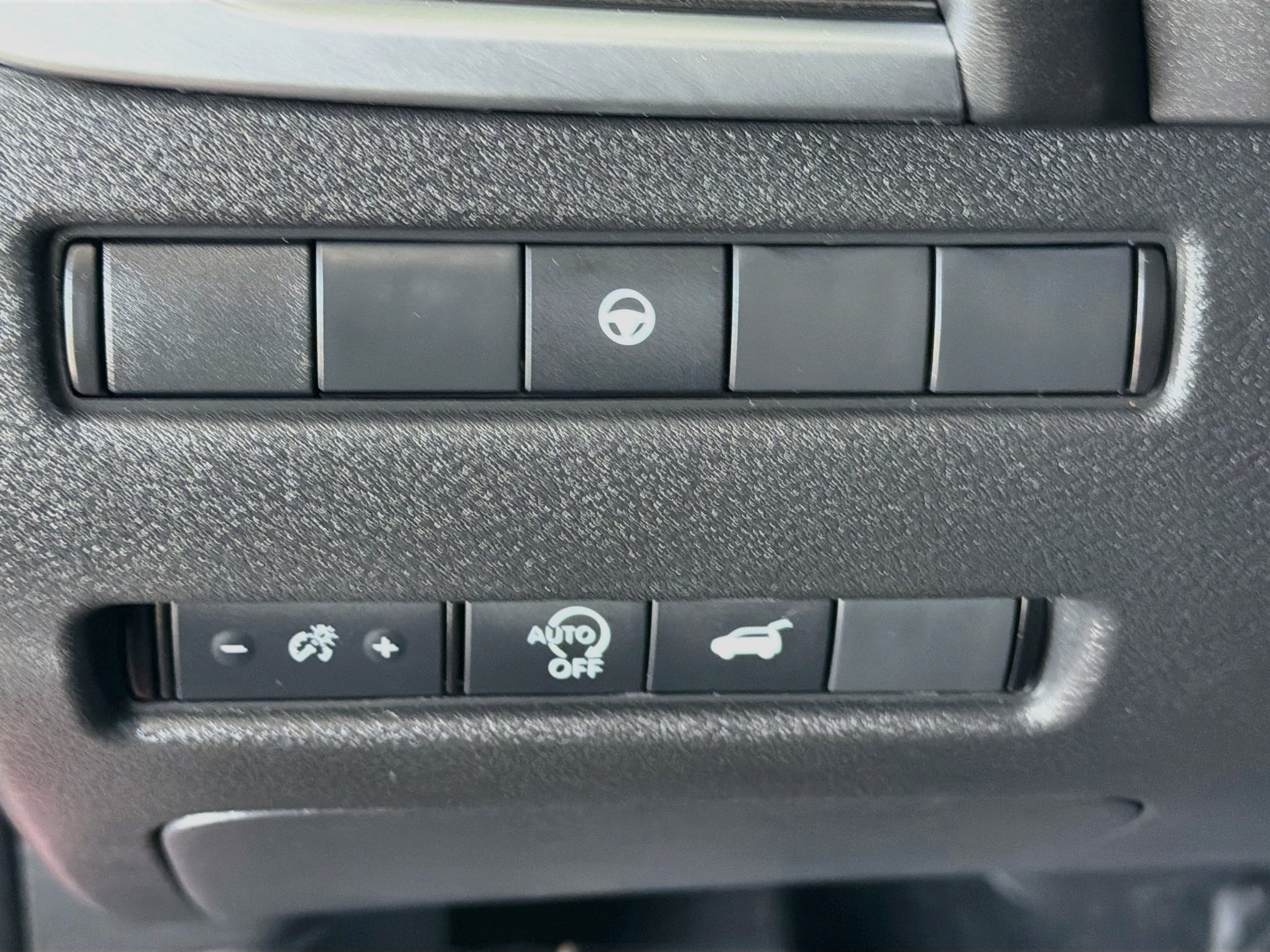 Used 2026 Nissan Rogue SV w/ Cold Weather Package AWD/4WD image 16