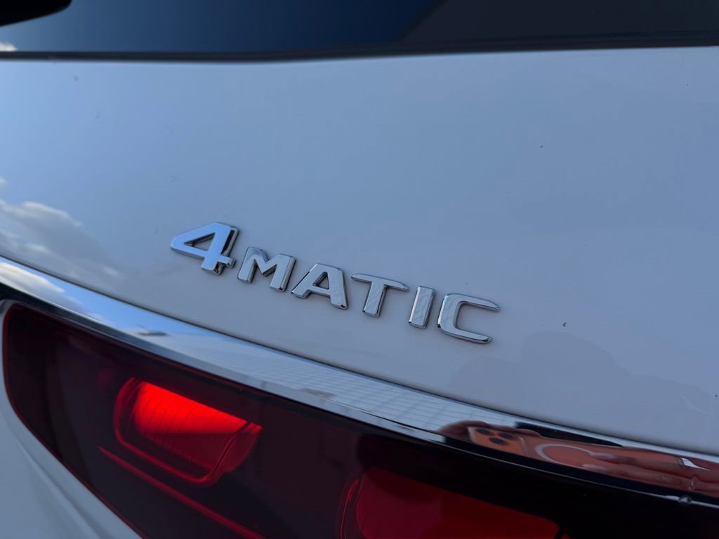 Used 2024 Mercedes-Benz GLS 450 4MATIC image 10