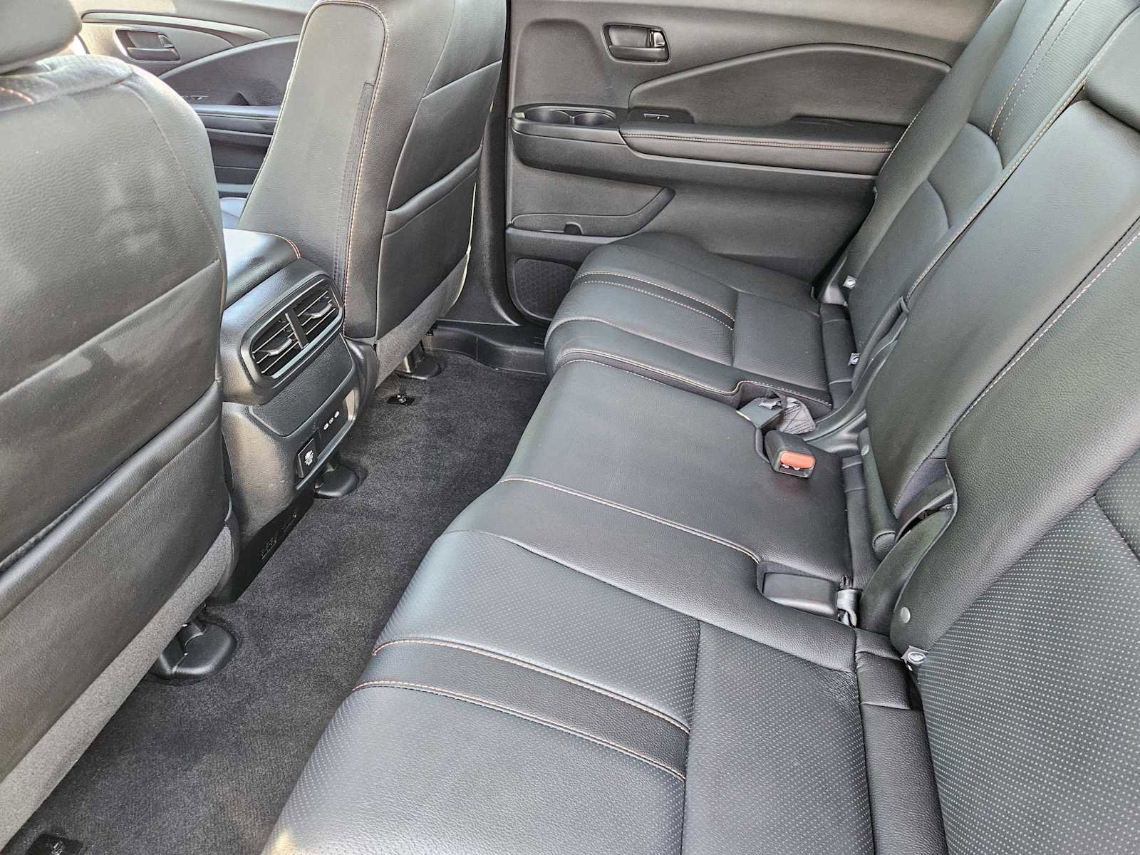 Certified 2024 Honda Passport TrailSport image 30