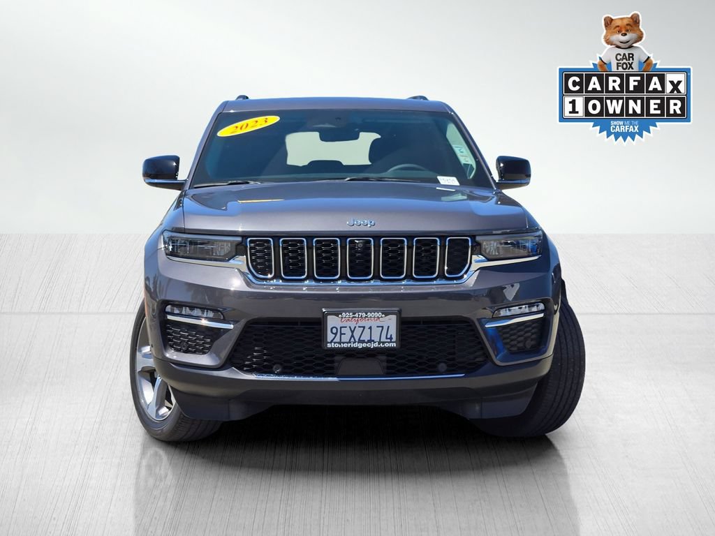 Used 2023 Jeep Grand Cherokee Limited w/ Luxury Tech Group II RWD image 2