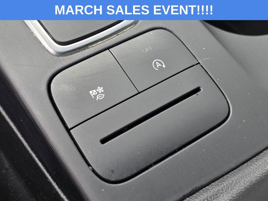 Used 2025 Ford Escape Active image 26